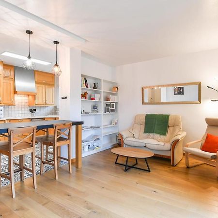 Nice Apartment With Balcony Very Close To The City Center Annecy Esterno foto