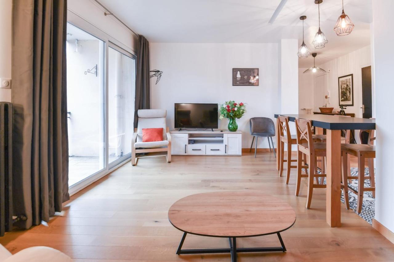 Nice Apartment With Balcony Very Close To The City Center Annecy Esterno foto