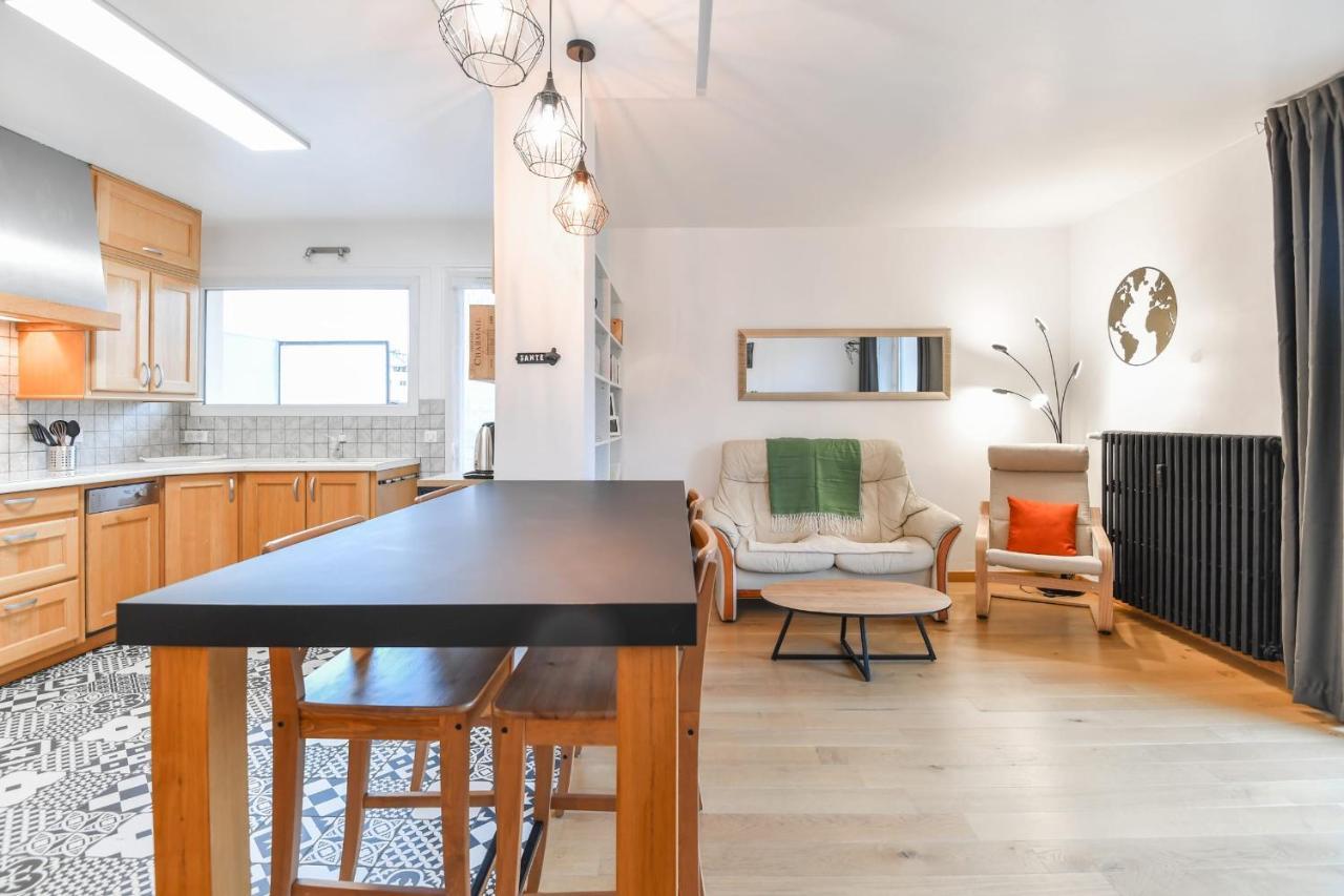 Nice Apartment With Balcony Very Close To The City Center Annecy Esterno foto