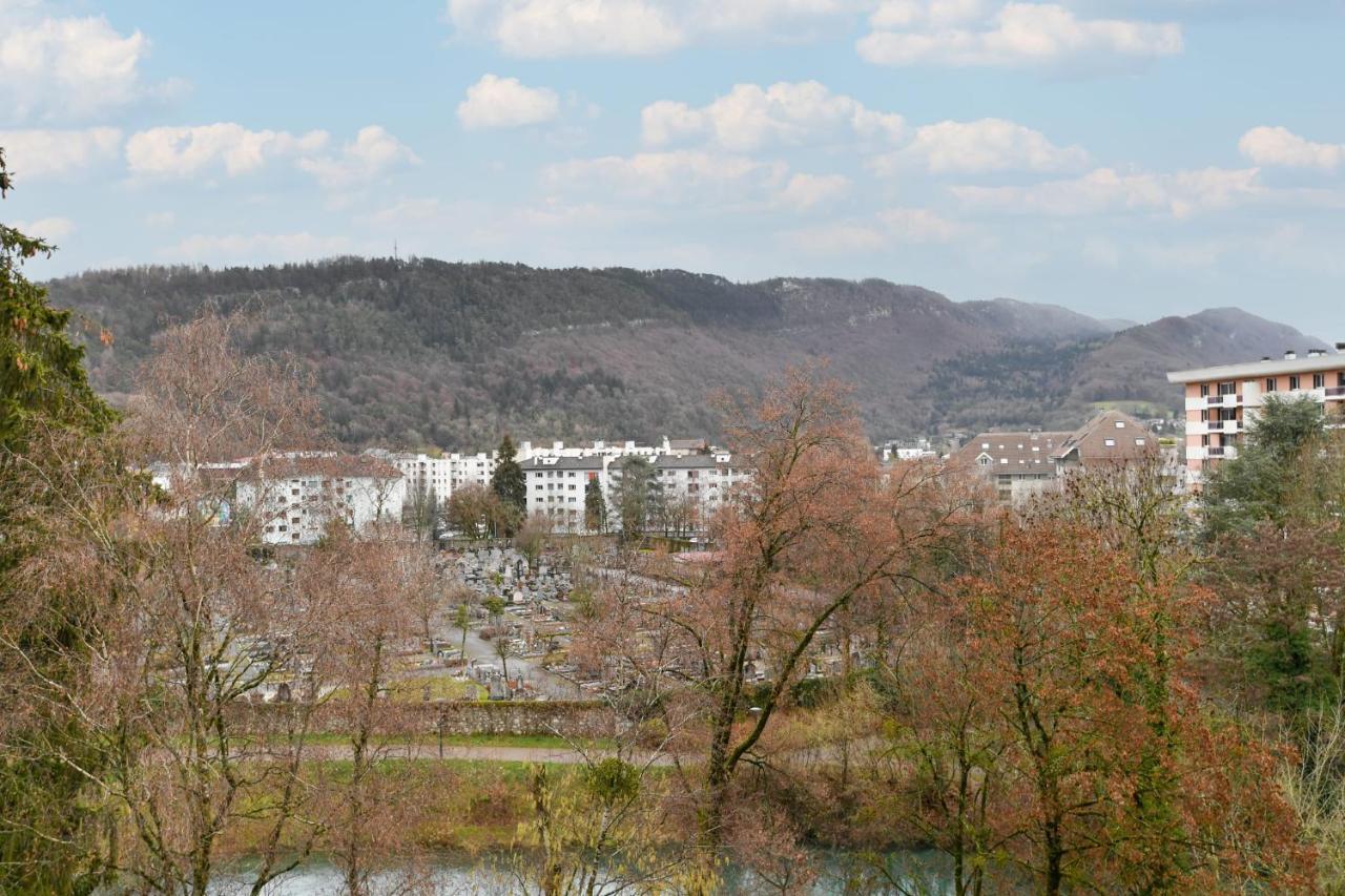 Nice Apartment With Balcony Very Close To The City Center Annecy Esterno foto