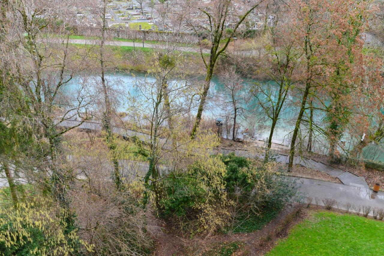 Nice Apartment With Balcony Very Close To The City Center Annecy Esterno foto