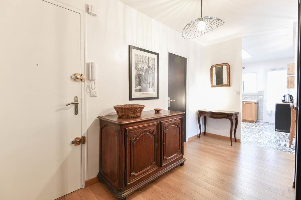 Nice Apartment With Balcony Very Close To The City Center Annecy Esterno foto