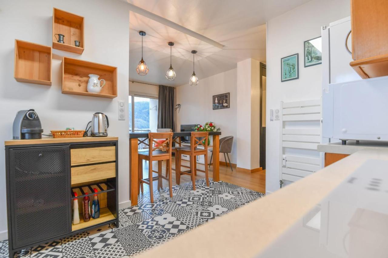 Nice Apartment With Balcony Very Close To The City Center Annecy Esterno foto