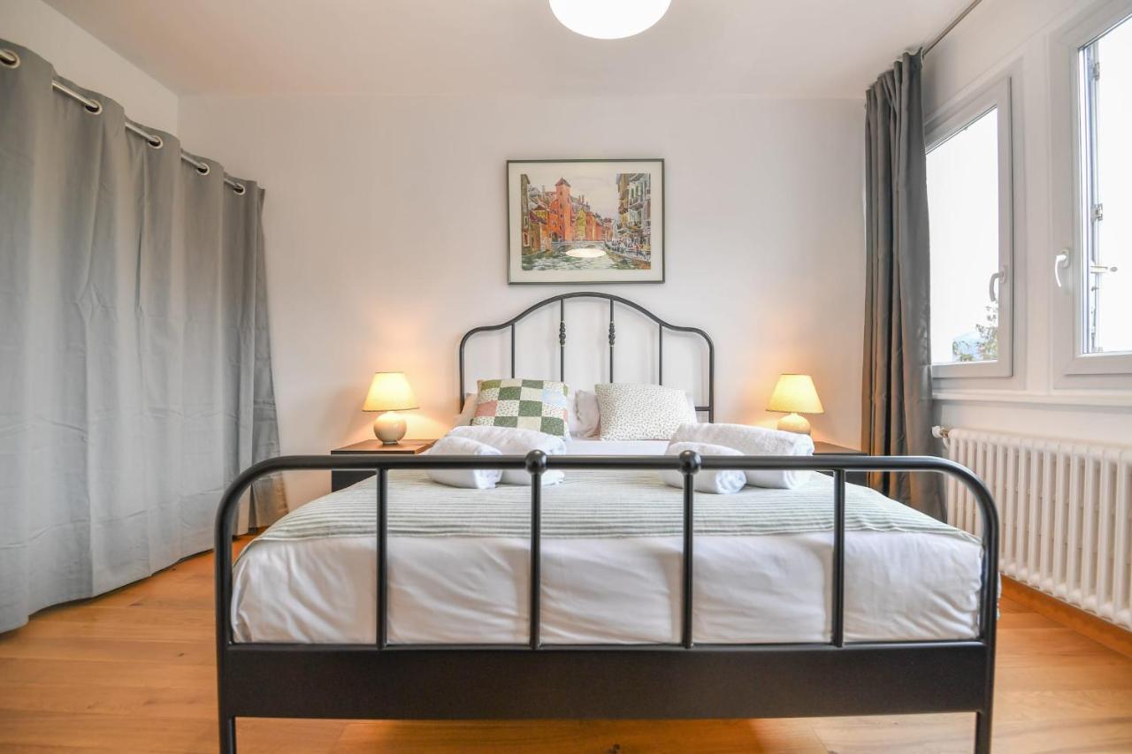 Nice Apartment With Balcony Very Close To The City Center Annecy Esterno foto