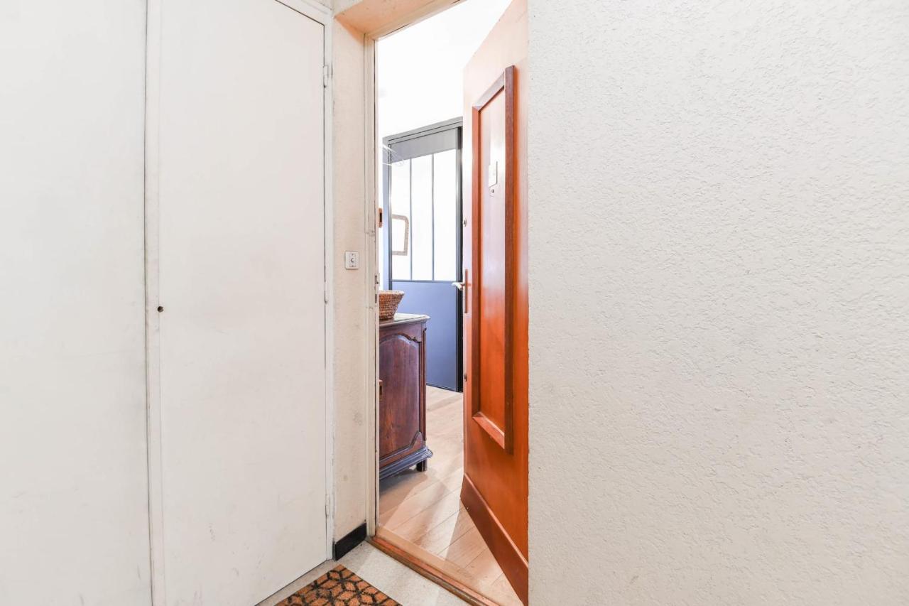 Nice Apartment With Balcony Very Close To The City Center Annecy Esterno foto