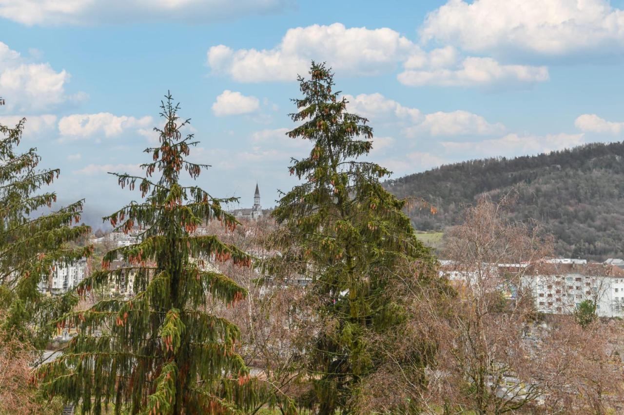 Nice Apartment With Balcony Very Close To The City Center Annecy Esterno foto